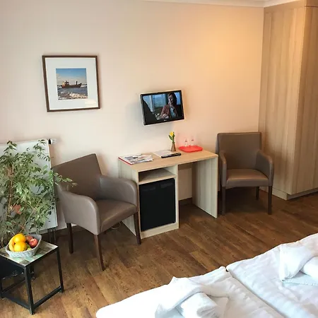 Hotel Karl's Burg Gmbh Stubbenfelde